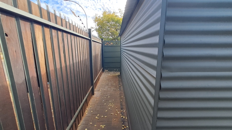 2 Bedroom Property for Sale in Fleurdal Free State